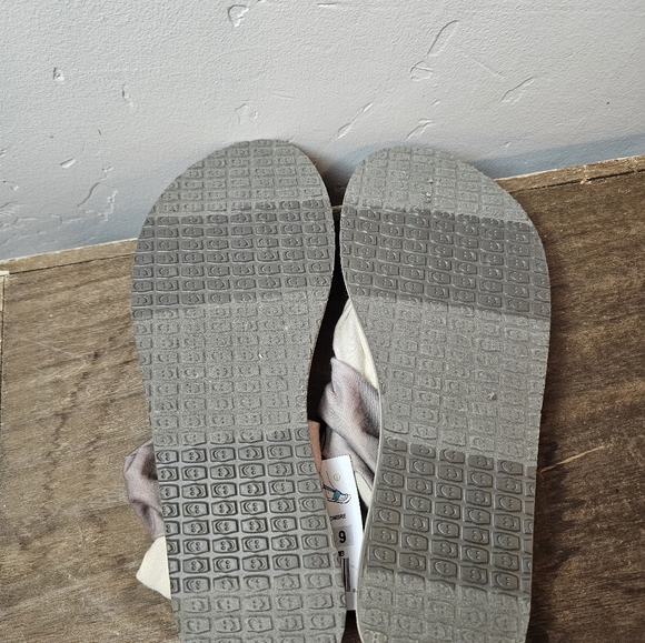 Sanuk Yoga Sling 2 Ombre Flip Flops Sandals Women’s 9 - NWT - Picture 5 of 6